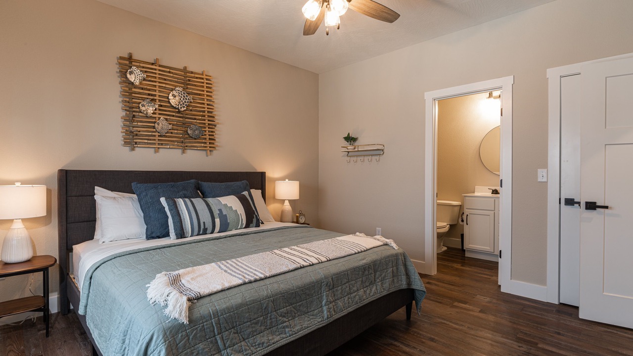 Photo of Bedroom in Hollister