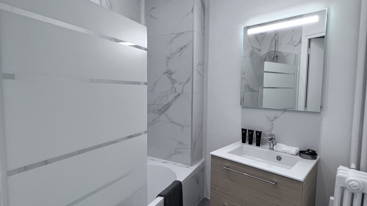 Photo of Bathroom in Centre Ville