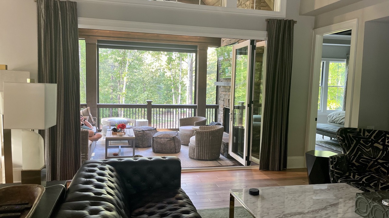 Photo of Livingroom in Greensboro