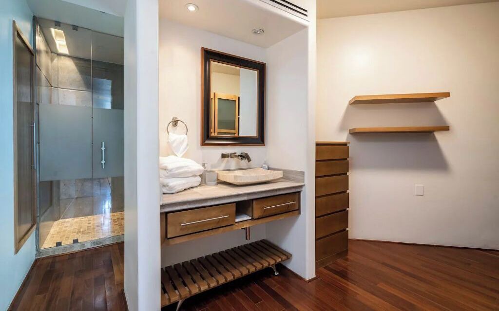 Photo of Bathroom in Bandolero - Tarascas