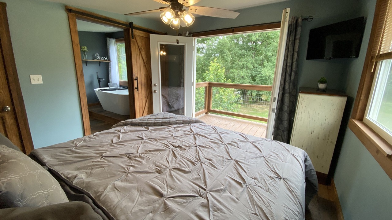 Photo of Bedroom in Vinton