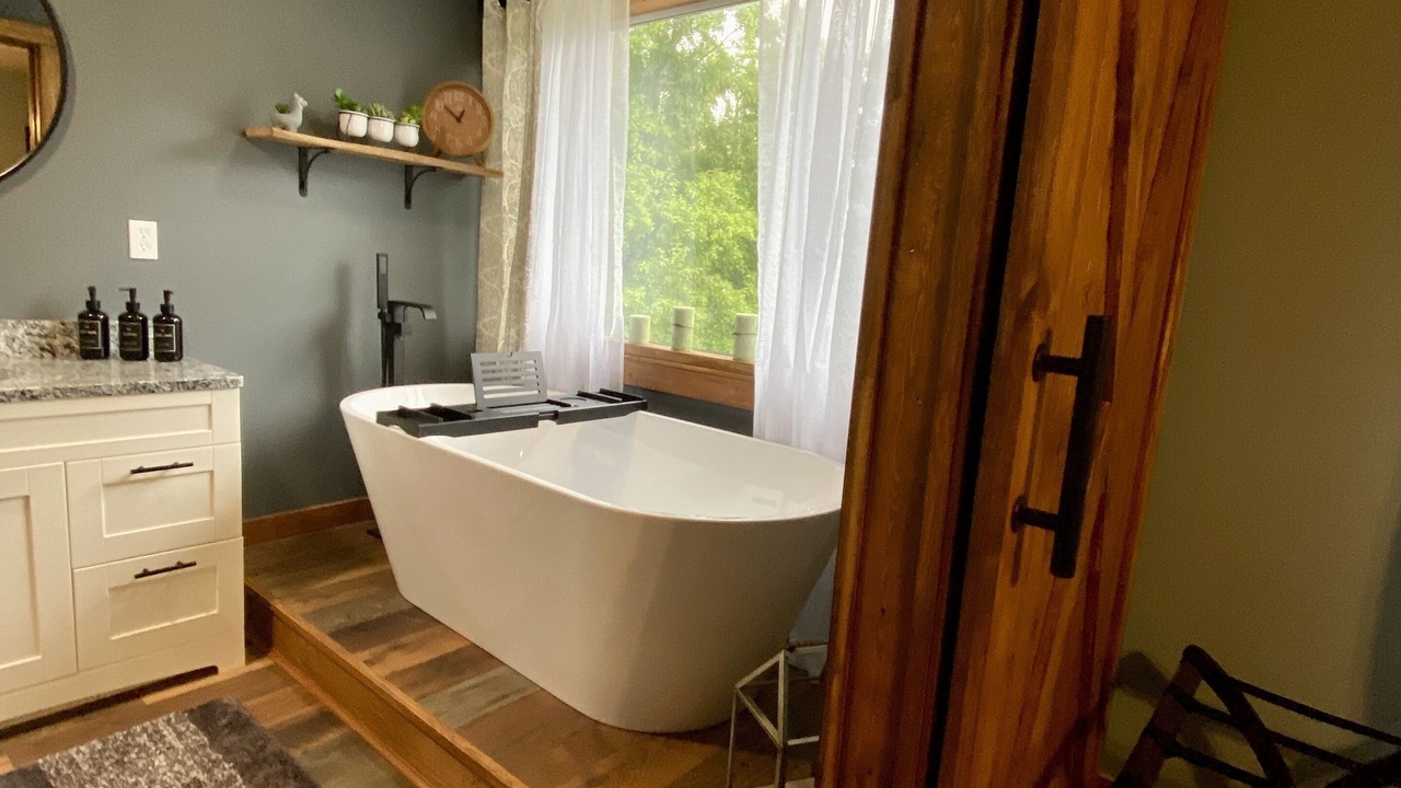 Photo of Bathroom in Vinton