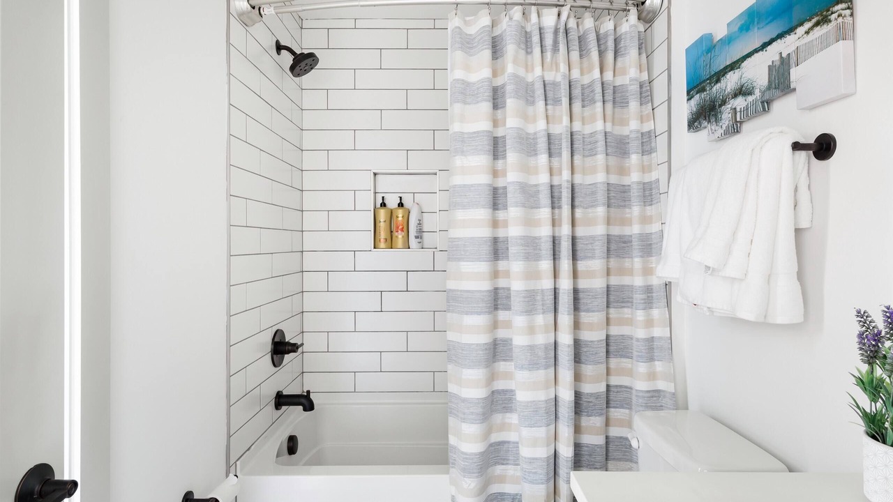 Photo of Bathroom in Edgehill