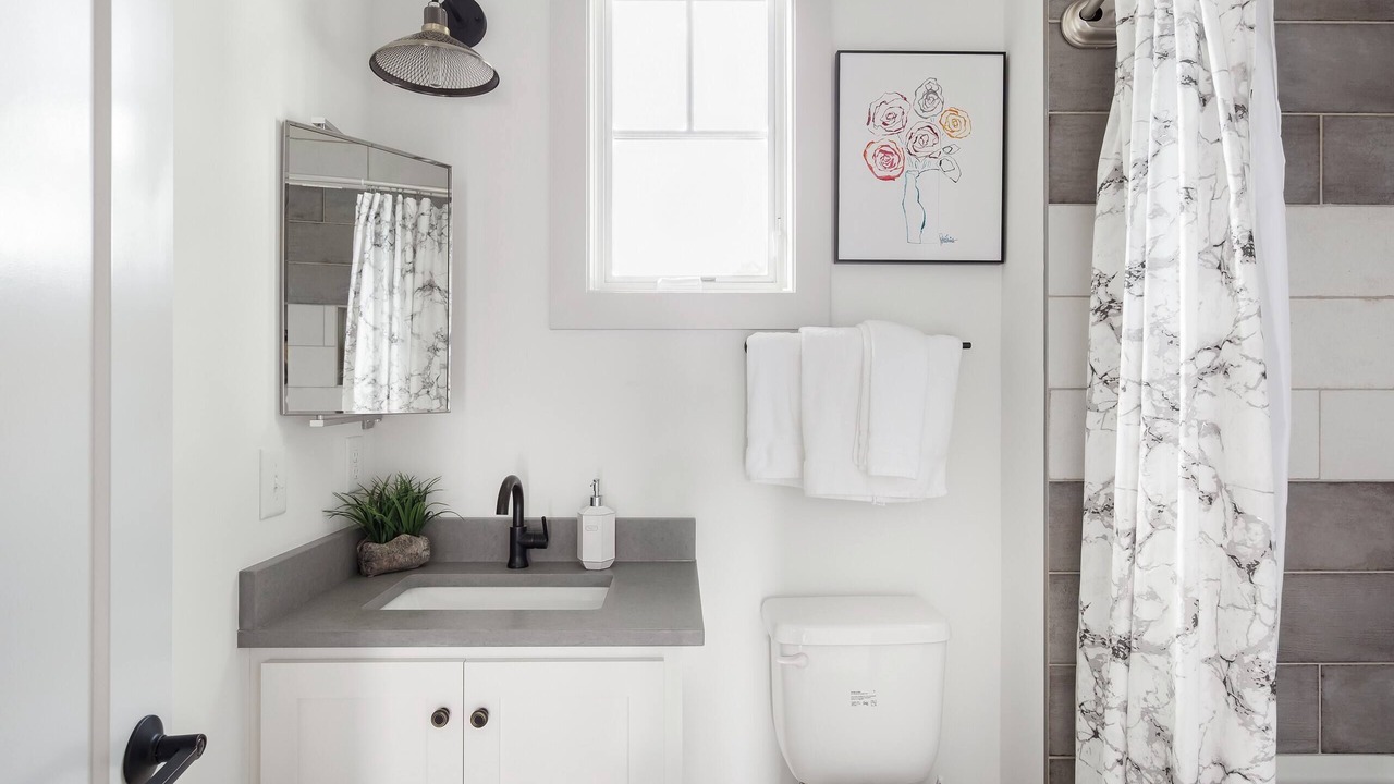 Photo of Bathroom in Edgehill