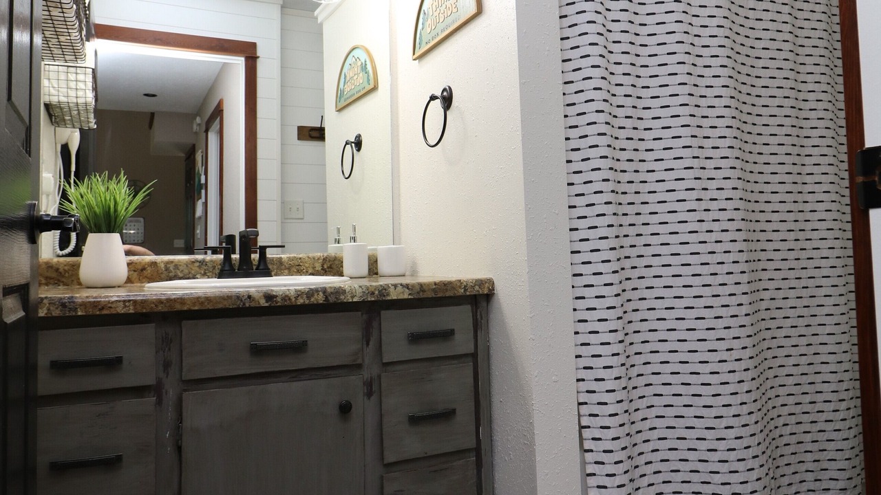 Photo of Bathroom in Alexandria