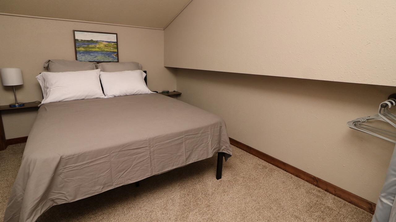 Photo of Bedroom in Alexandria