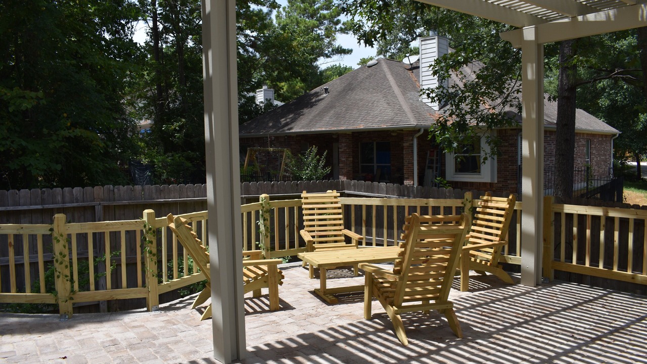Photo of Patio Balcony in Walden on Lake Conroe