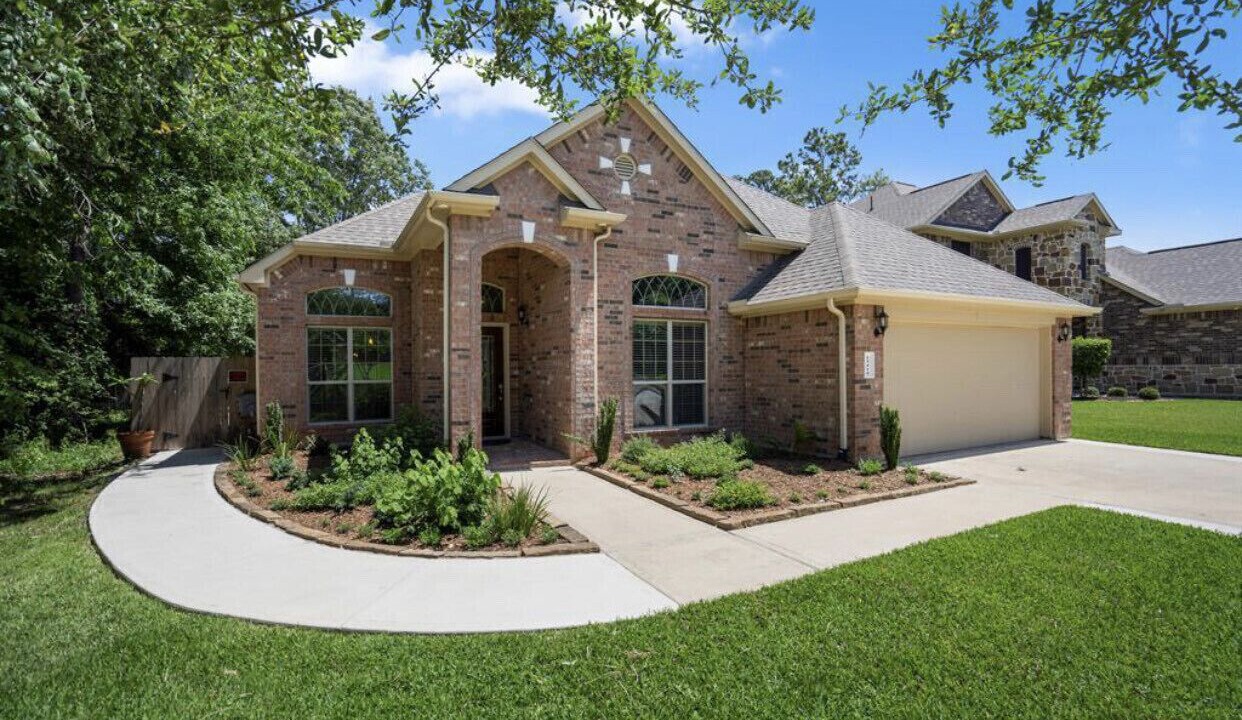 Photo of Outdoor in Walden on Lake Conroe