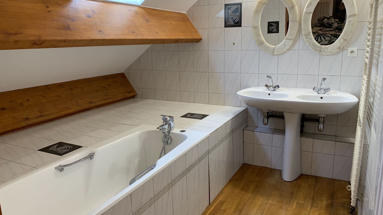 Photo of Bathroom in Hermaville