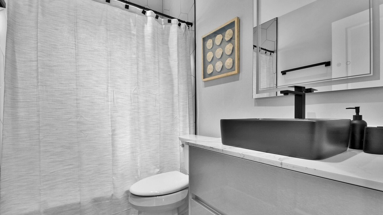 Photo of Bathroom in Tropic Palms