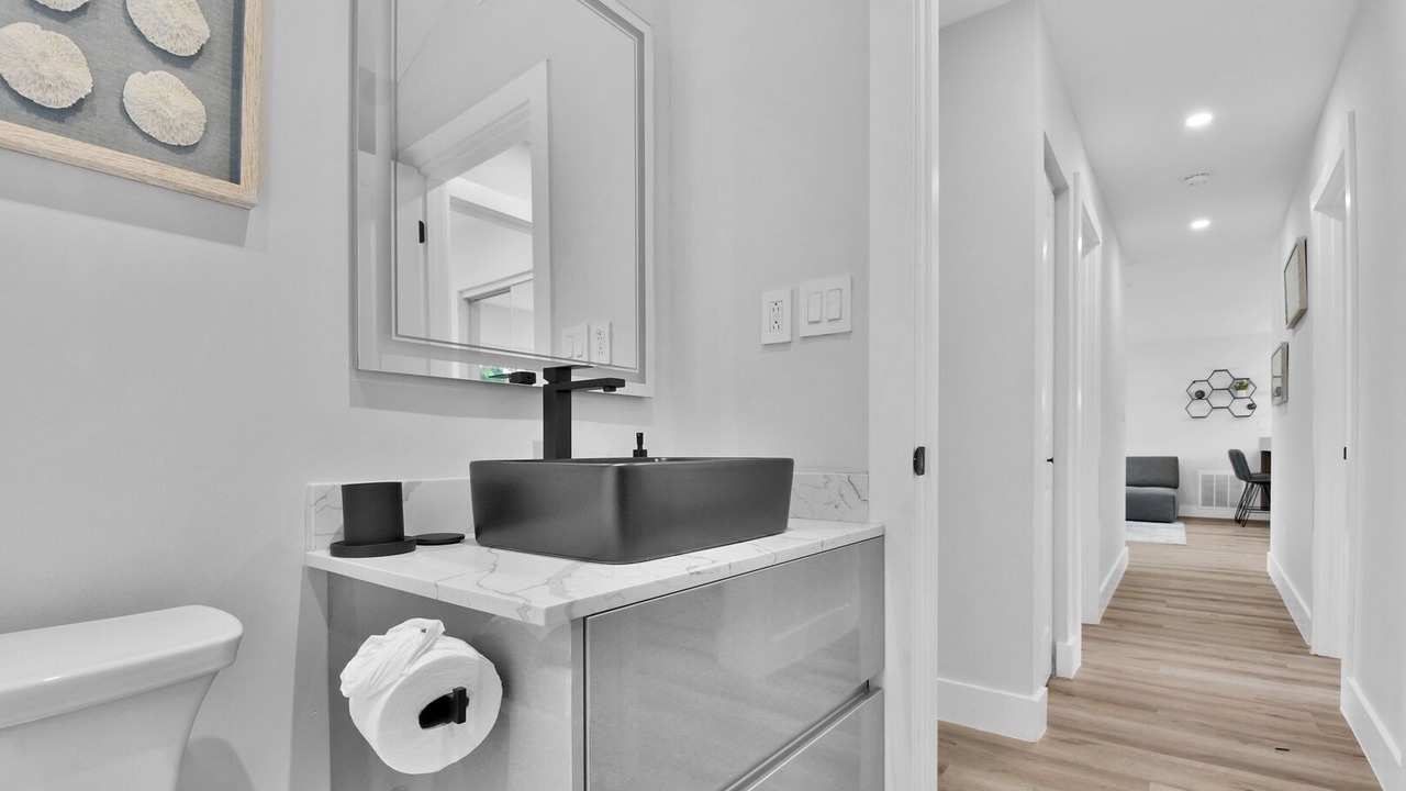 Photo of Bathroom in Tropic Palms