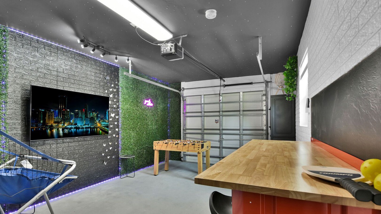 Photo of Bedroom in Tropic Palms
