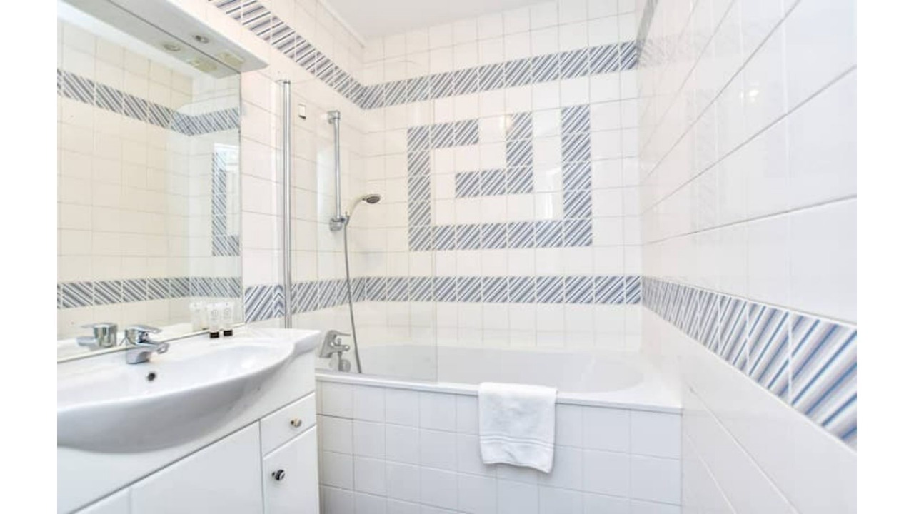 Photo of Bathroom in La Villette