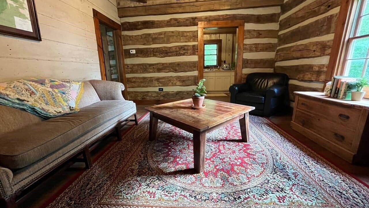 Photo of Livingroom in Chatsworth