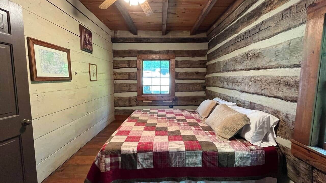 Photo of Bedroom in Chatsworth
