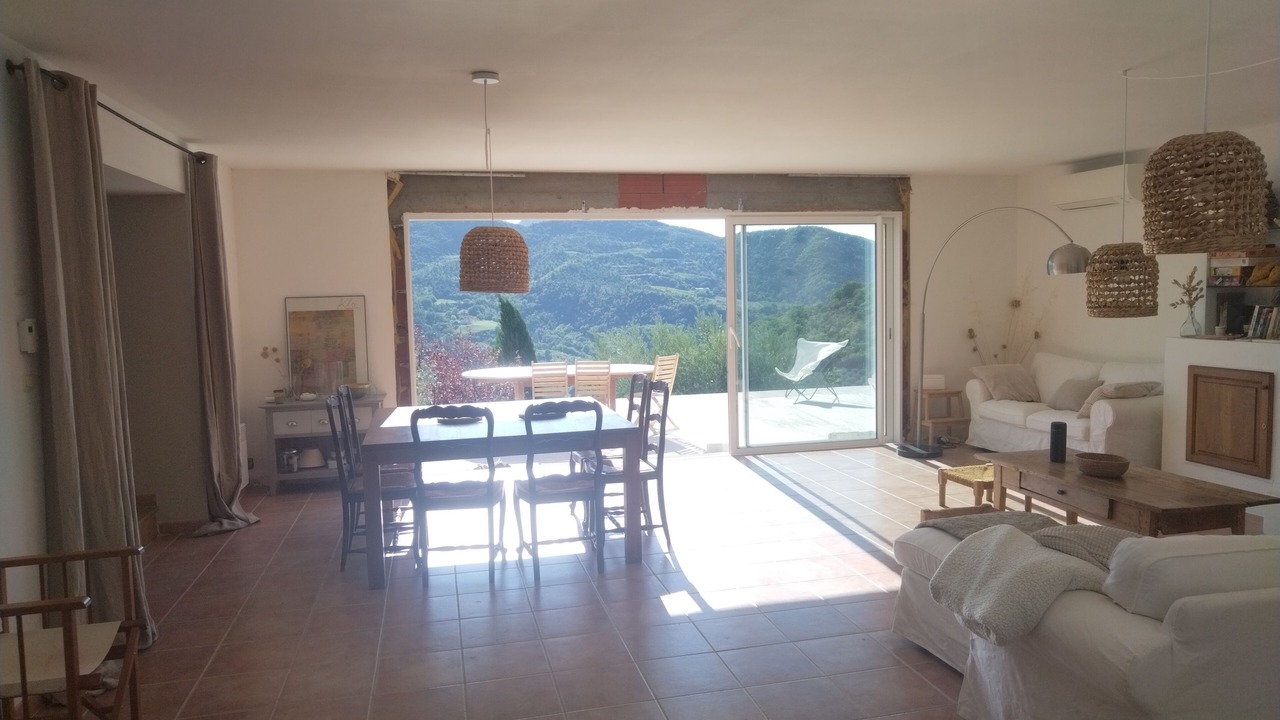 Photo of Livingroom in Arpavon