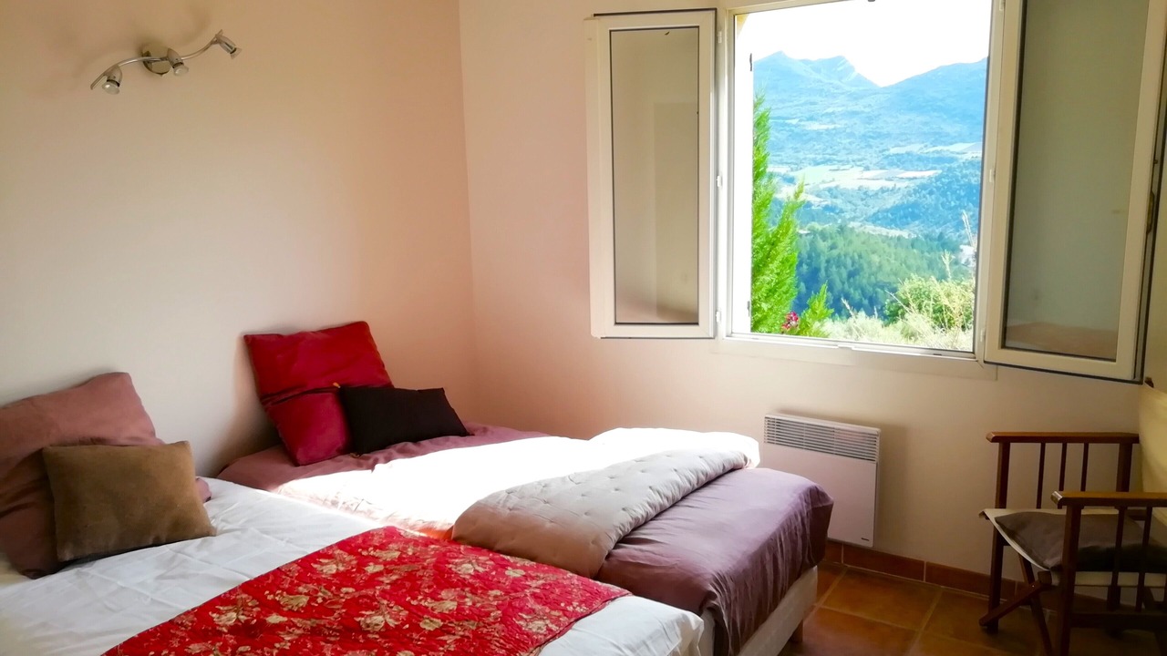 Photo of Bedroom in Arpavon