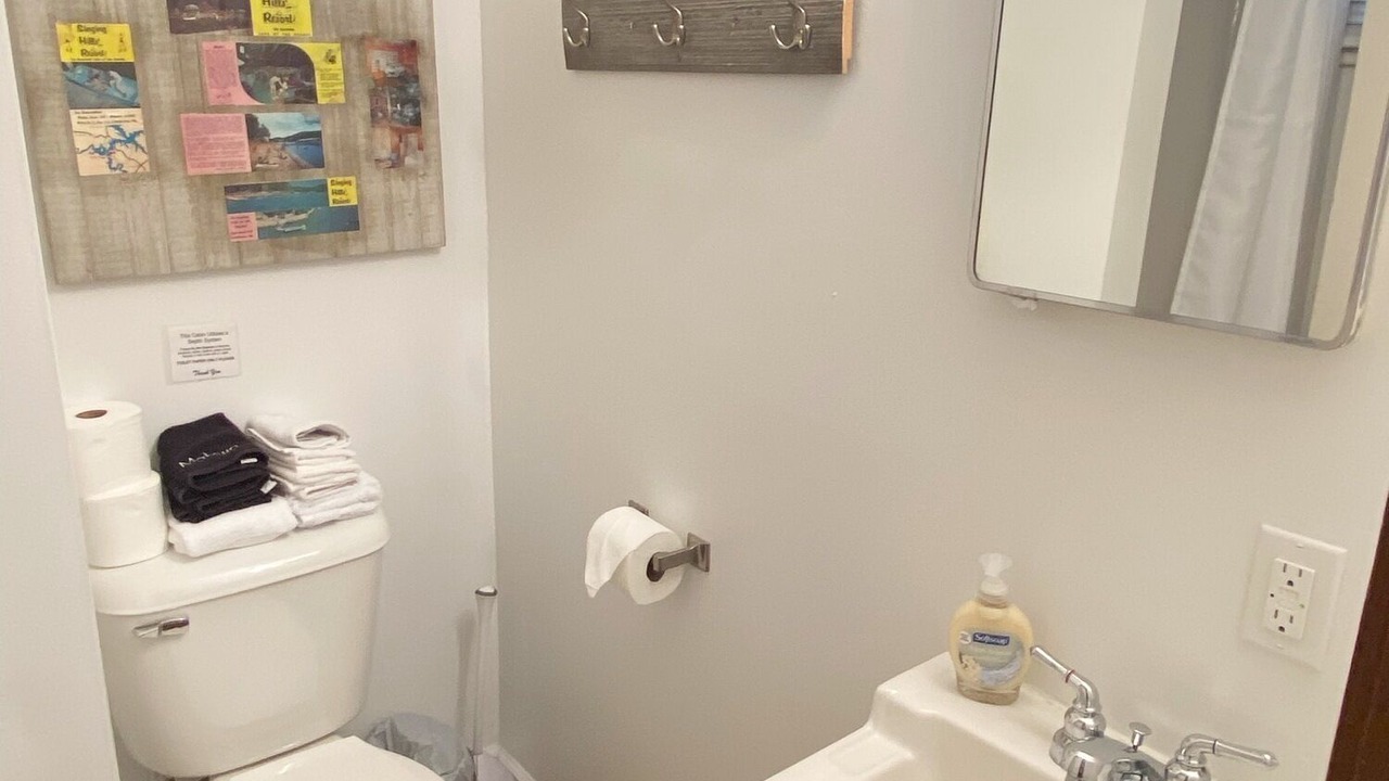 Photo of Bathroom in Camdenton