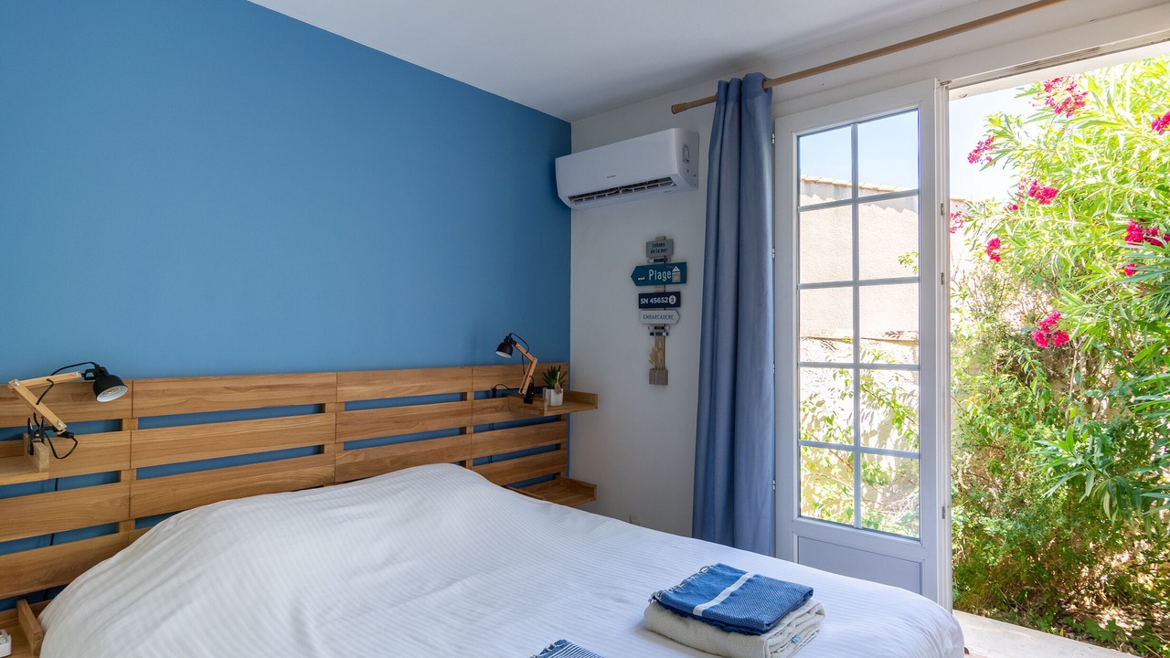 Photo of Bedroom in Bouc-Bel-Air