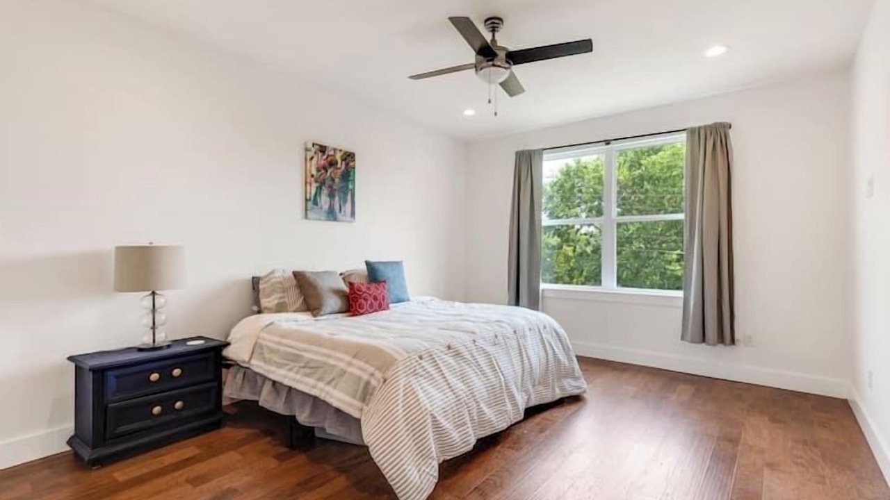 Photo of Bedroom in Franklin Park