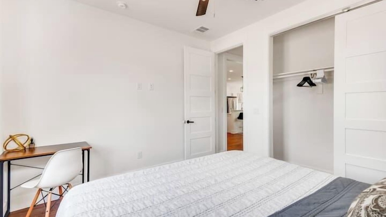 Photo of Bedroom in Franklin Park