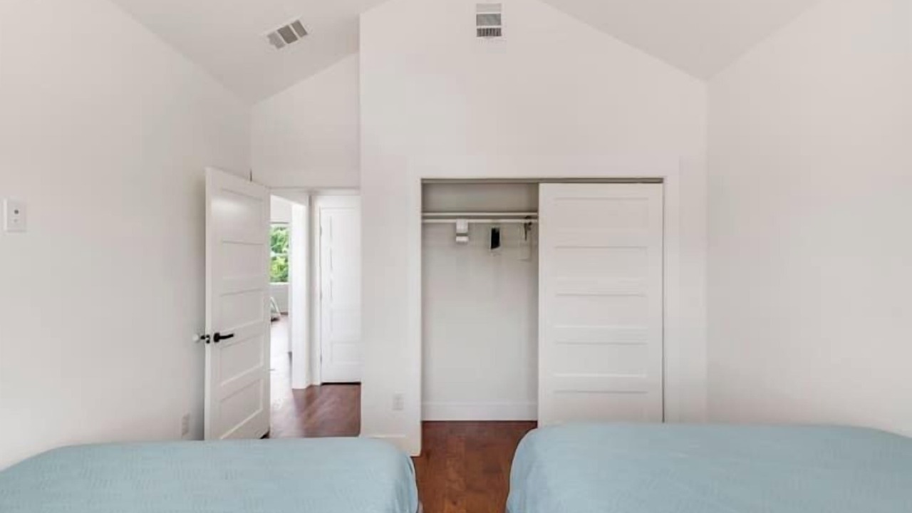 Photo of Bedroom in Franklin Park