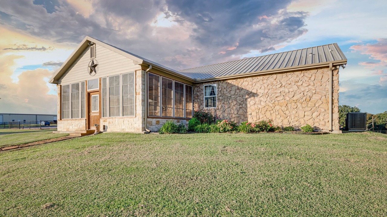 Photo of Outdoor in Navarro County