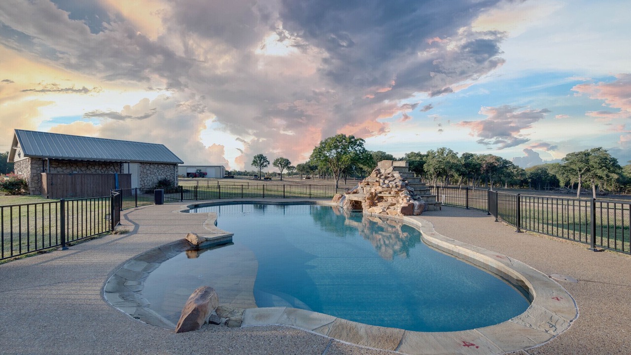 Photo of Outdoor in Navarro County