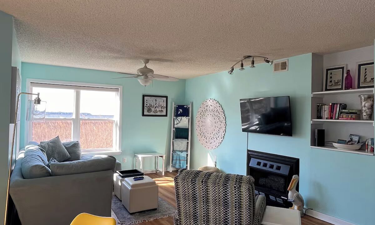 Photo of Livingroom in Colington