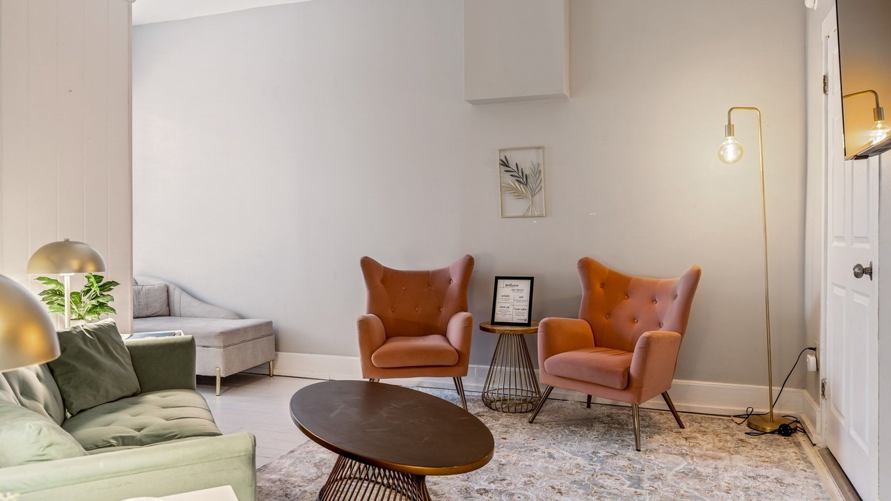 Photo of Livingroom in St. Charles