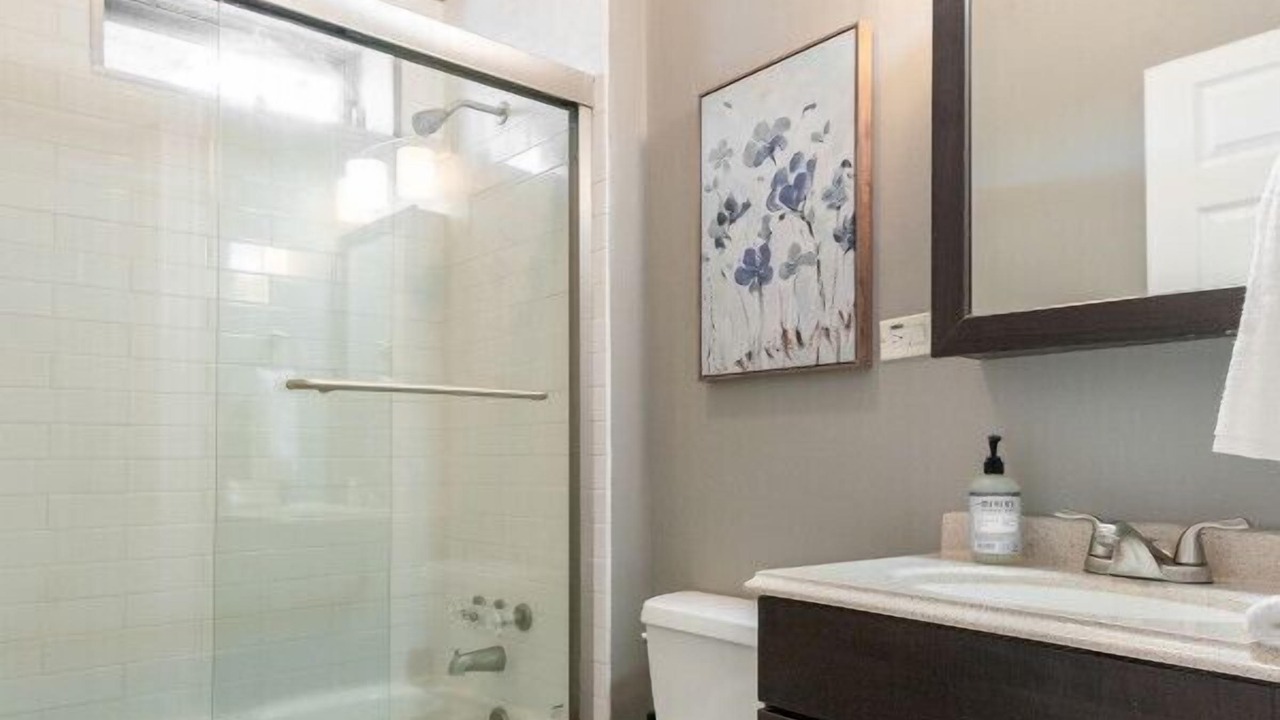 Photo of Bathroom in The Southampton