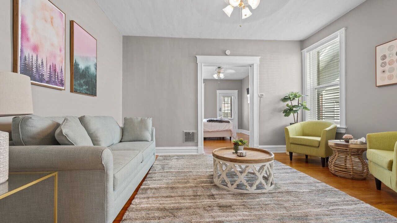 Photo of Livingroom in The Southampton