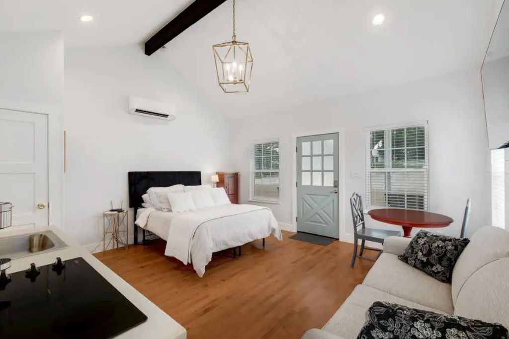 Photo of Bedroom in Dripping Springs