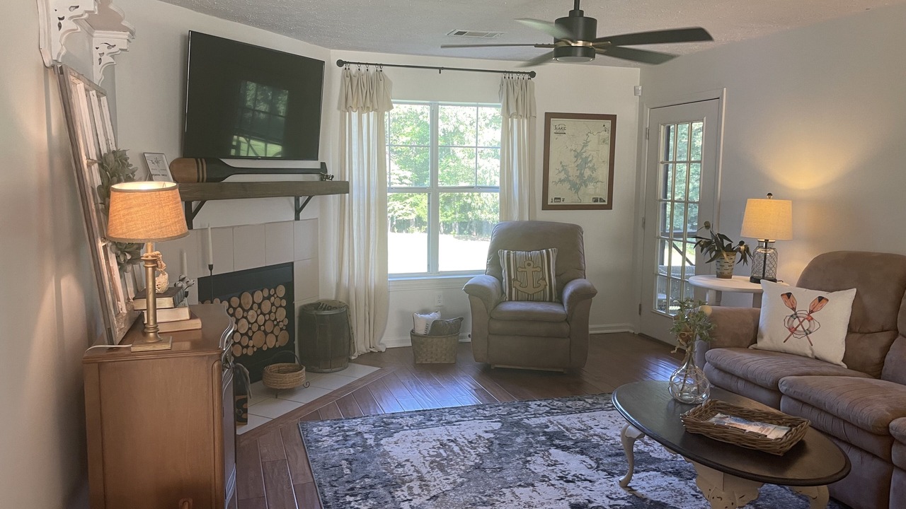 Photo of Livingroom in Dadeville