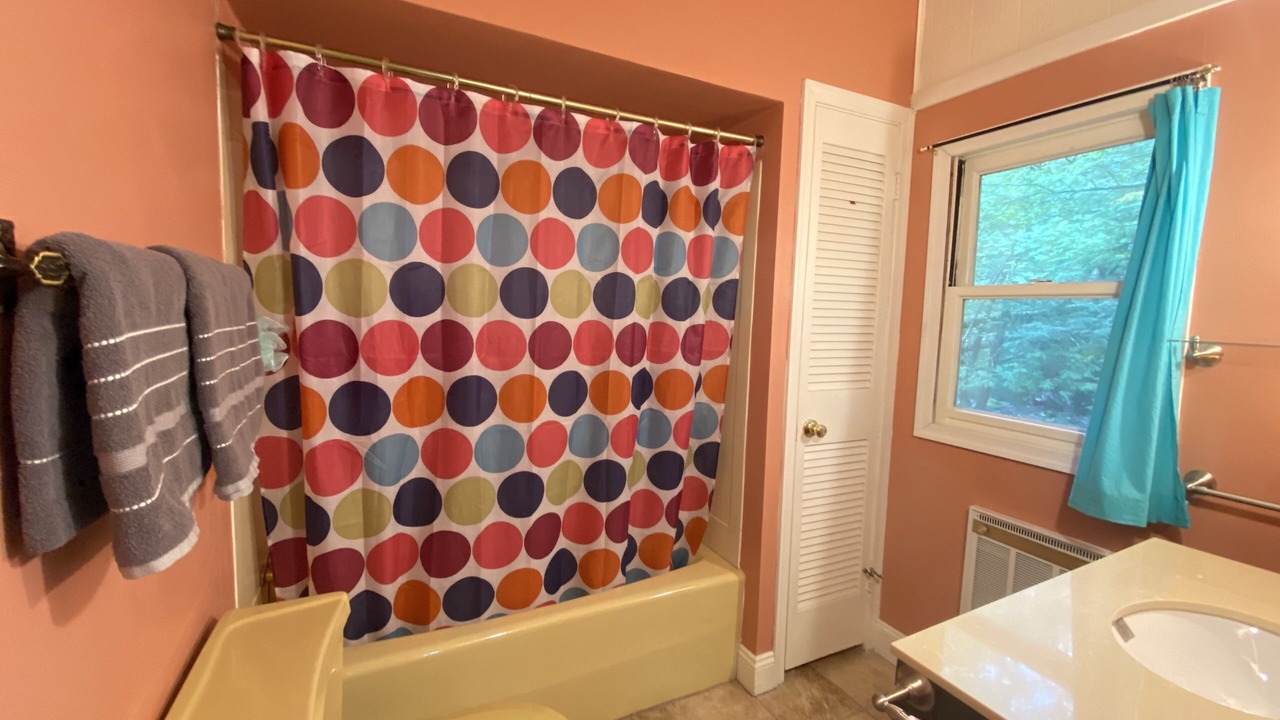 Photo of Bathroom in Reeders