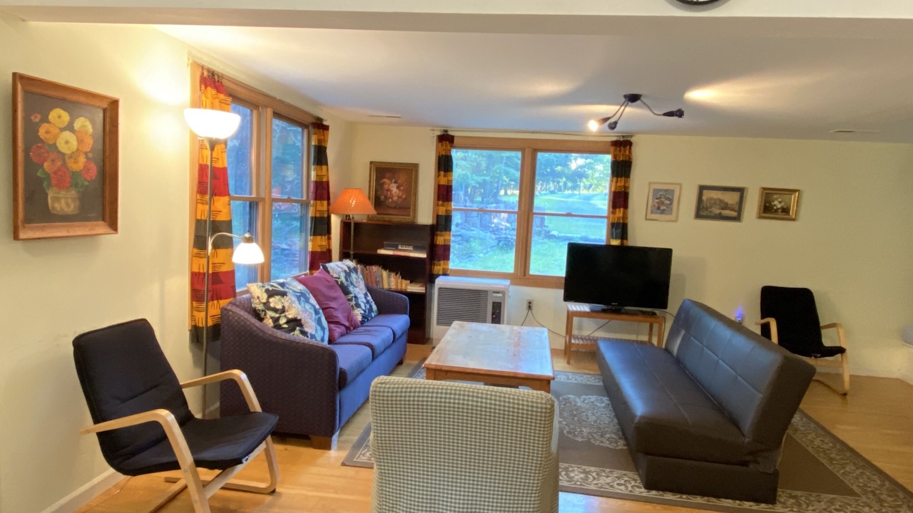 Photo of Livingroom in Reeders