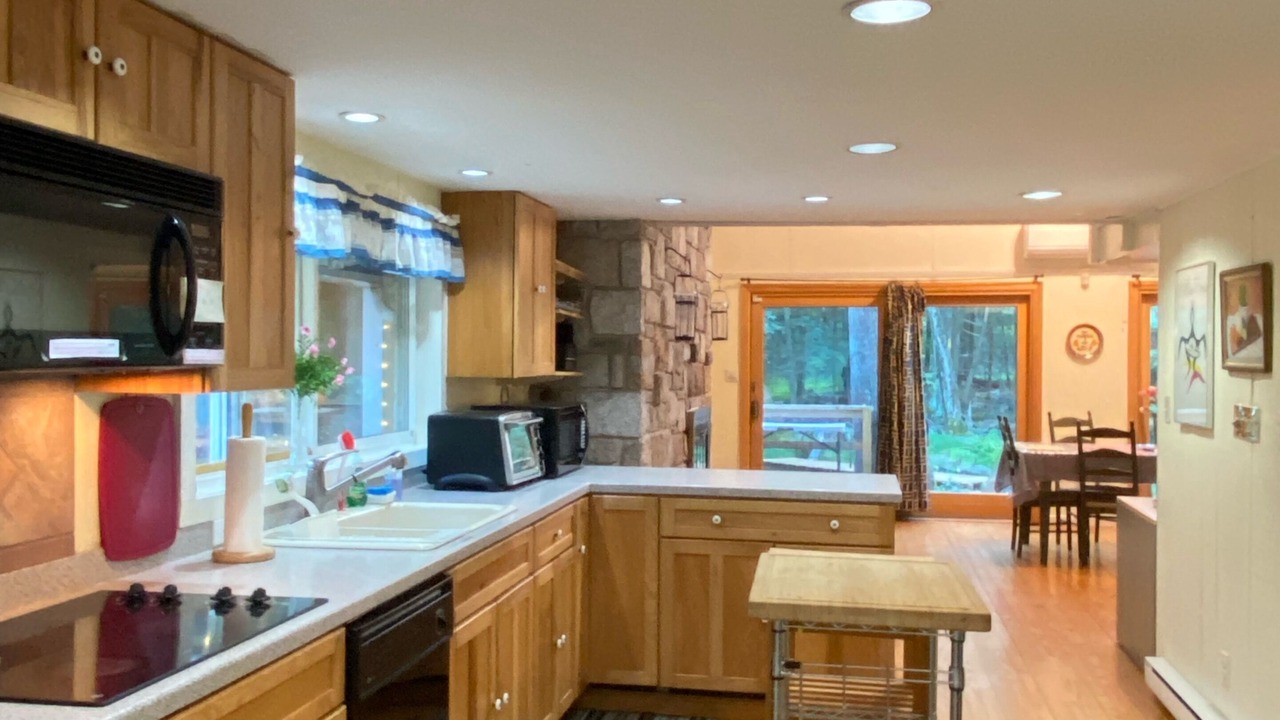 Photo of Kitchen in Reeders
