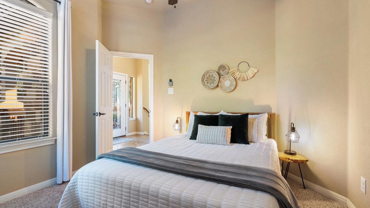 Photo of Bedroom in Highland Lake Estates