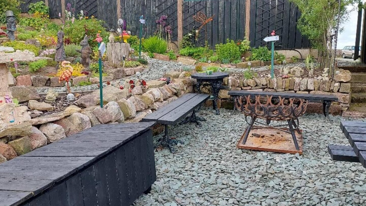 Photo of Others in Longnor