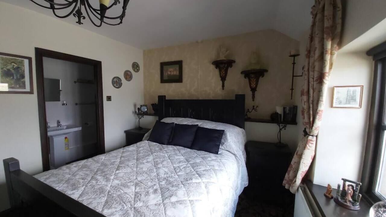 Photo of Others in Longnor