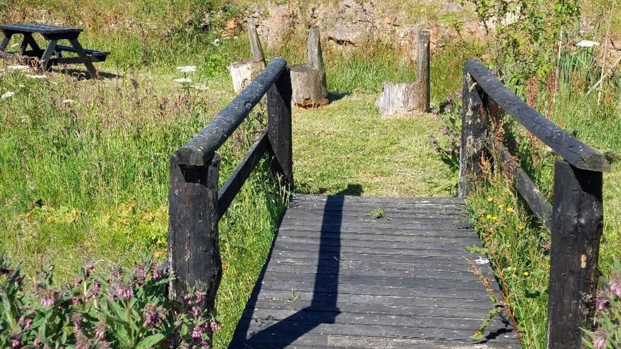 Photo of Others in Longnor