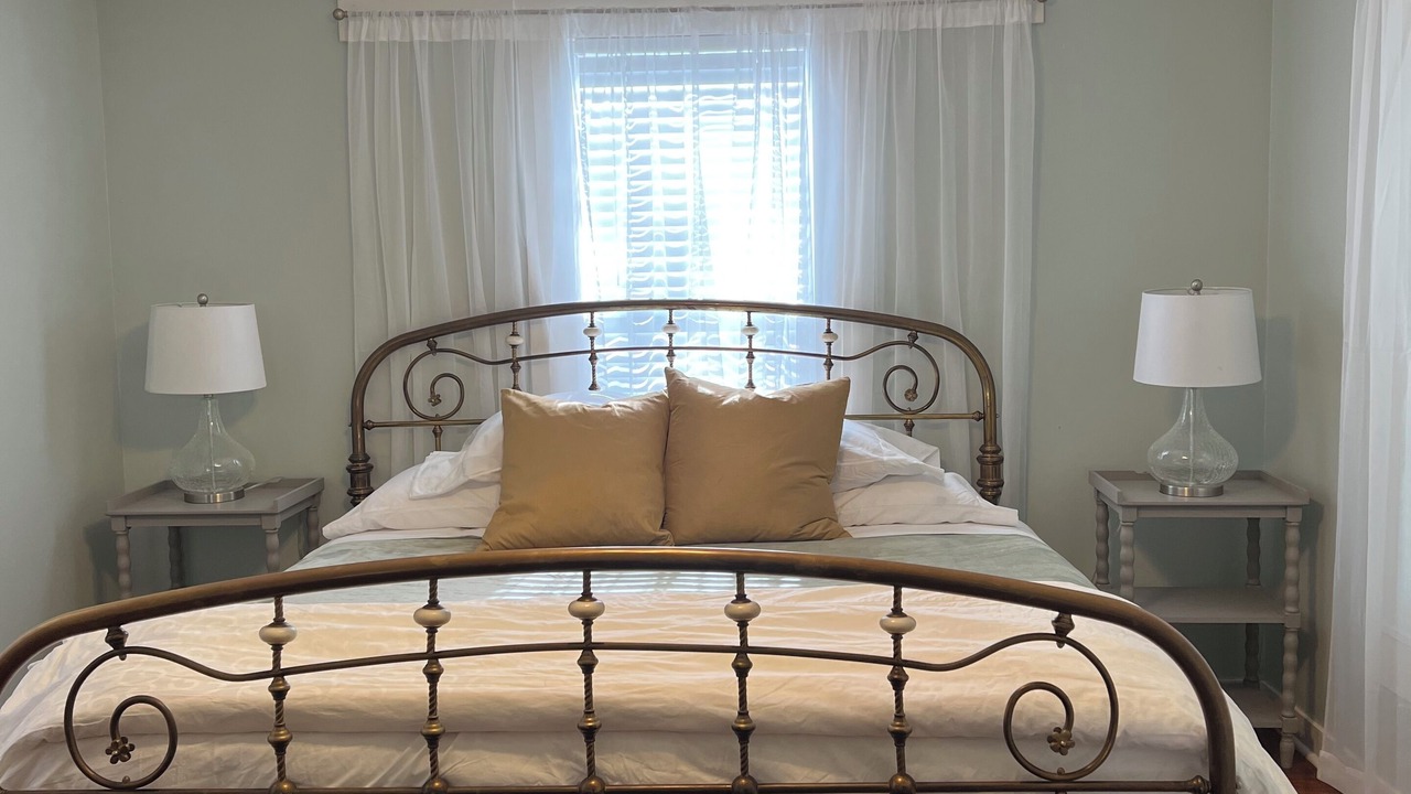 Photo of Bedroom in Buffalo