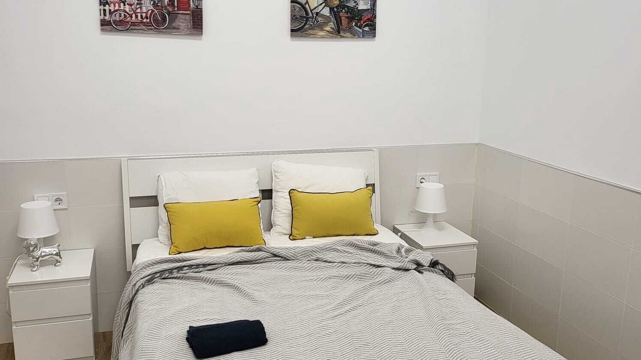 Photo of Bedroom in Poblats Maritims