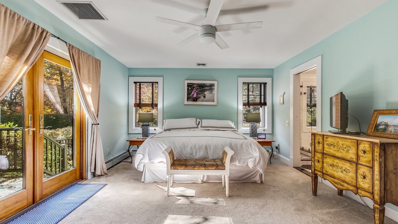 Photo of Bedroom in Croton-on-Hudson