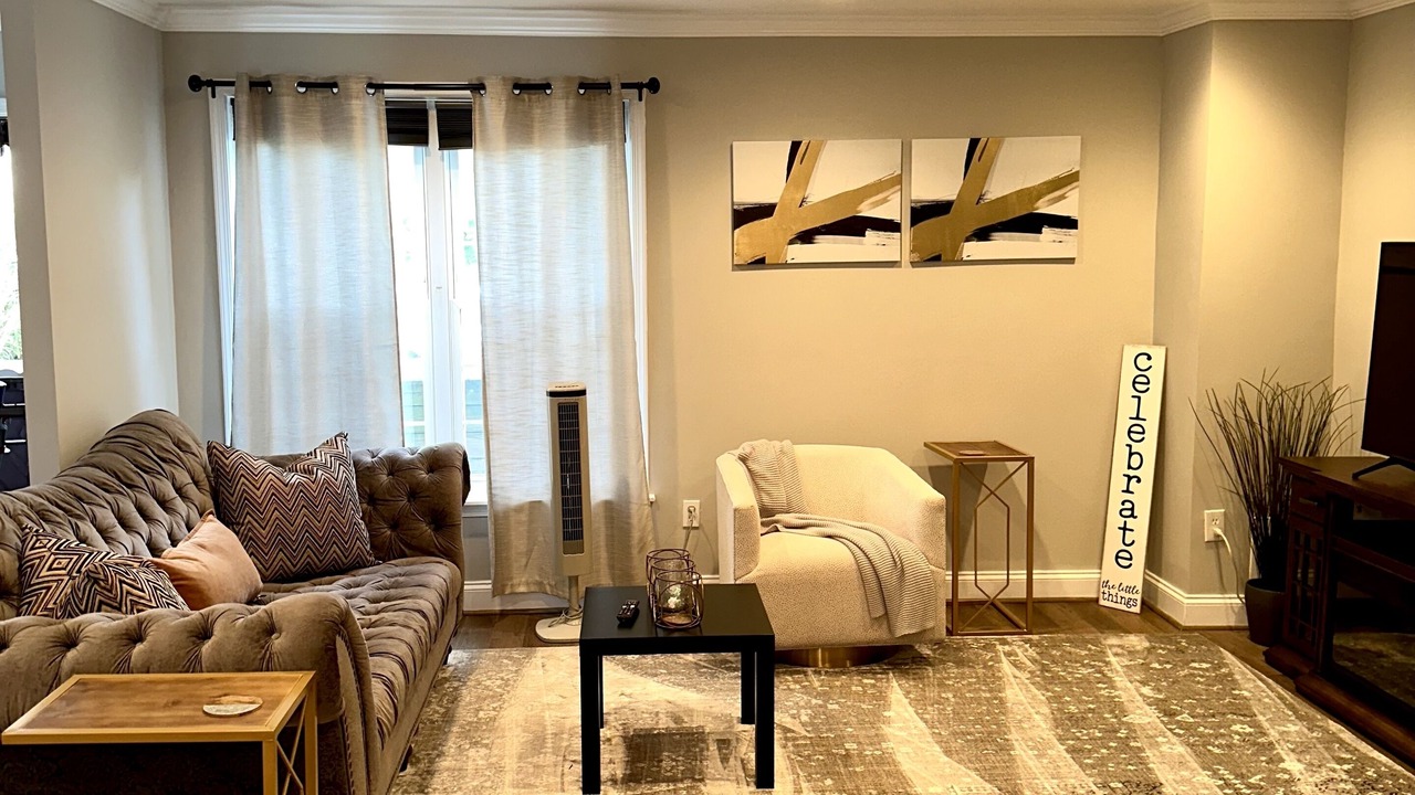 Photo of Livingroom in Crofton