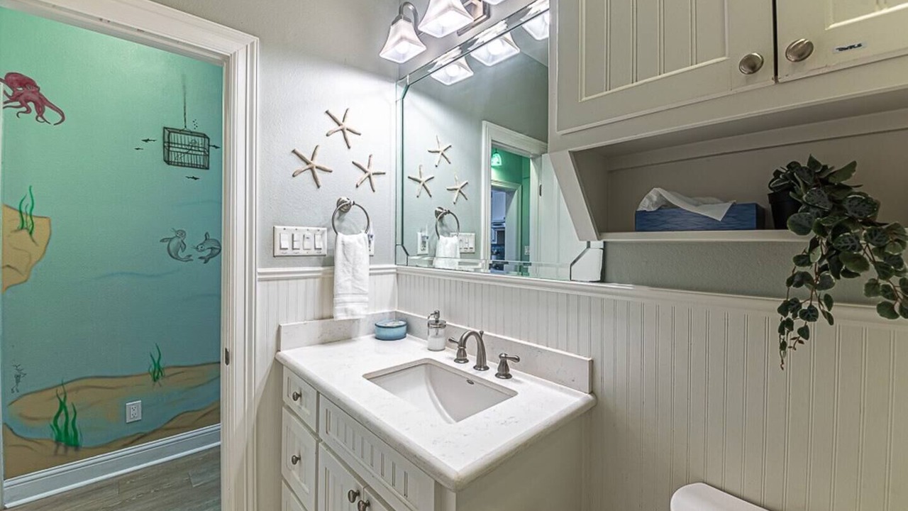 Photo of Bathroom in Crystal Beach