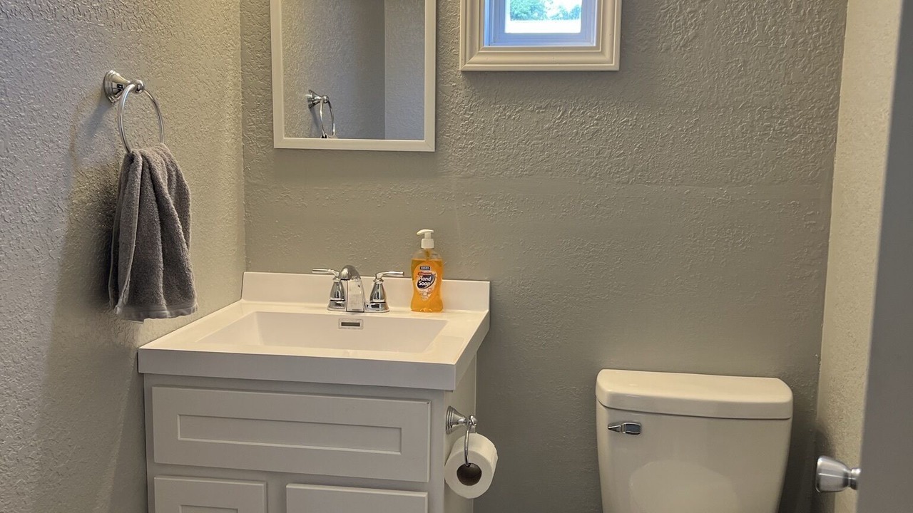 Photo of Bathroom in Van Buren