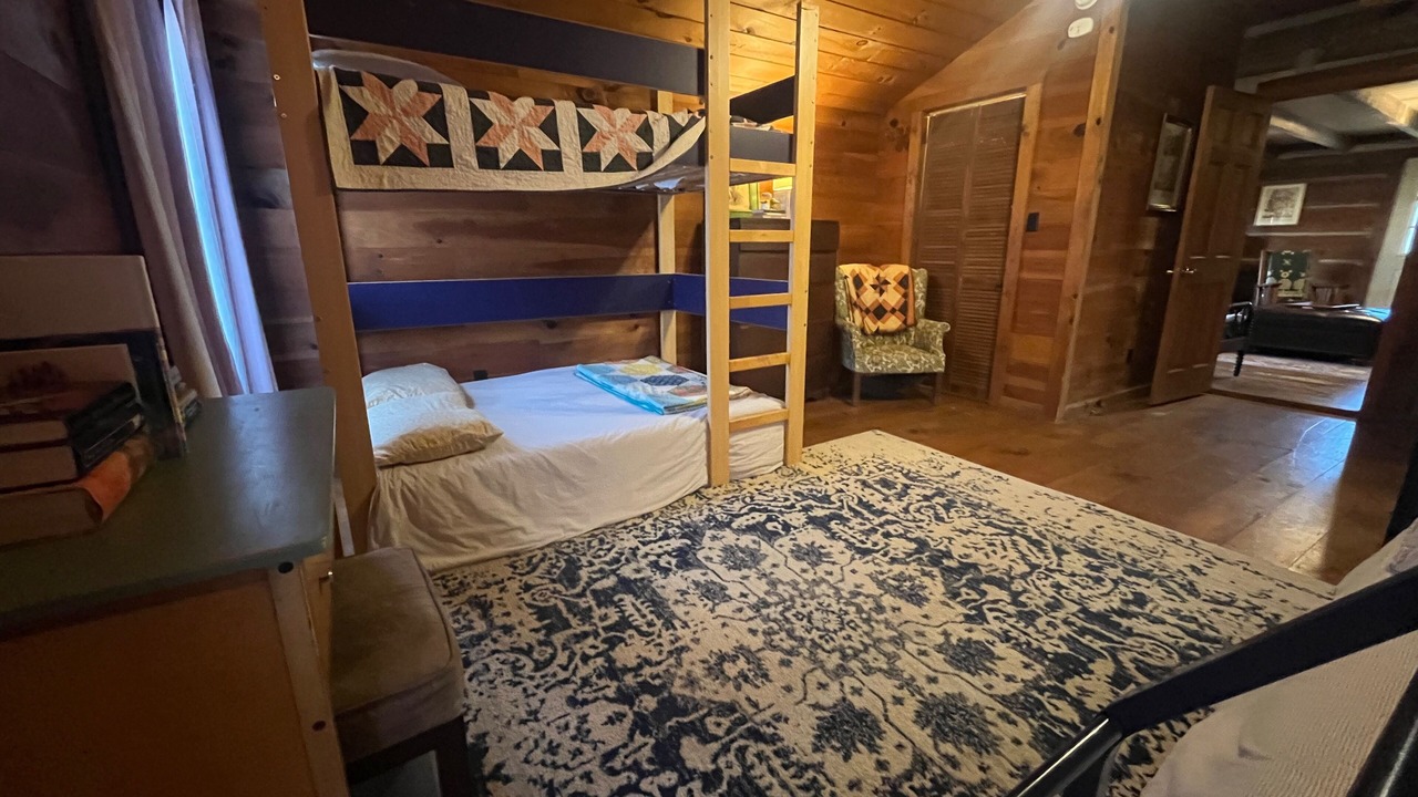 Photo of Bedroom in Chatsworth