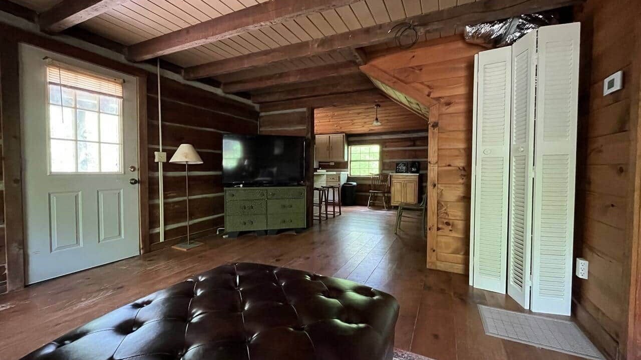 Photo of Livingroom in Chatsworth