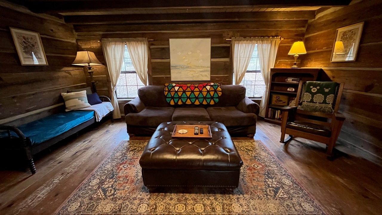 Photo of Others in Chatsworth